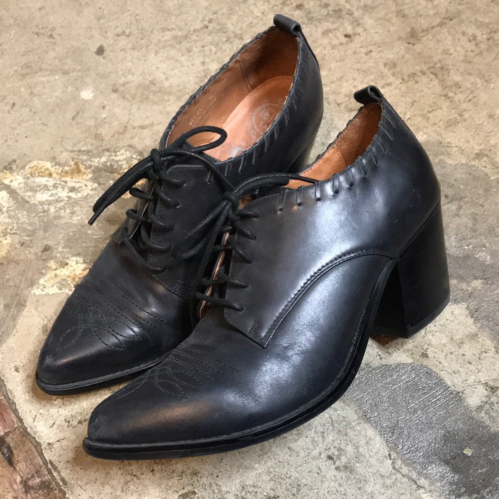 Jeffrey Campbell black leather western booties sz8